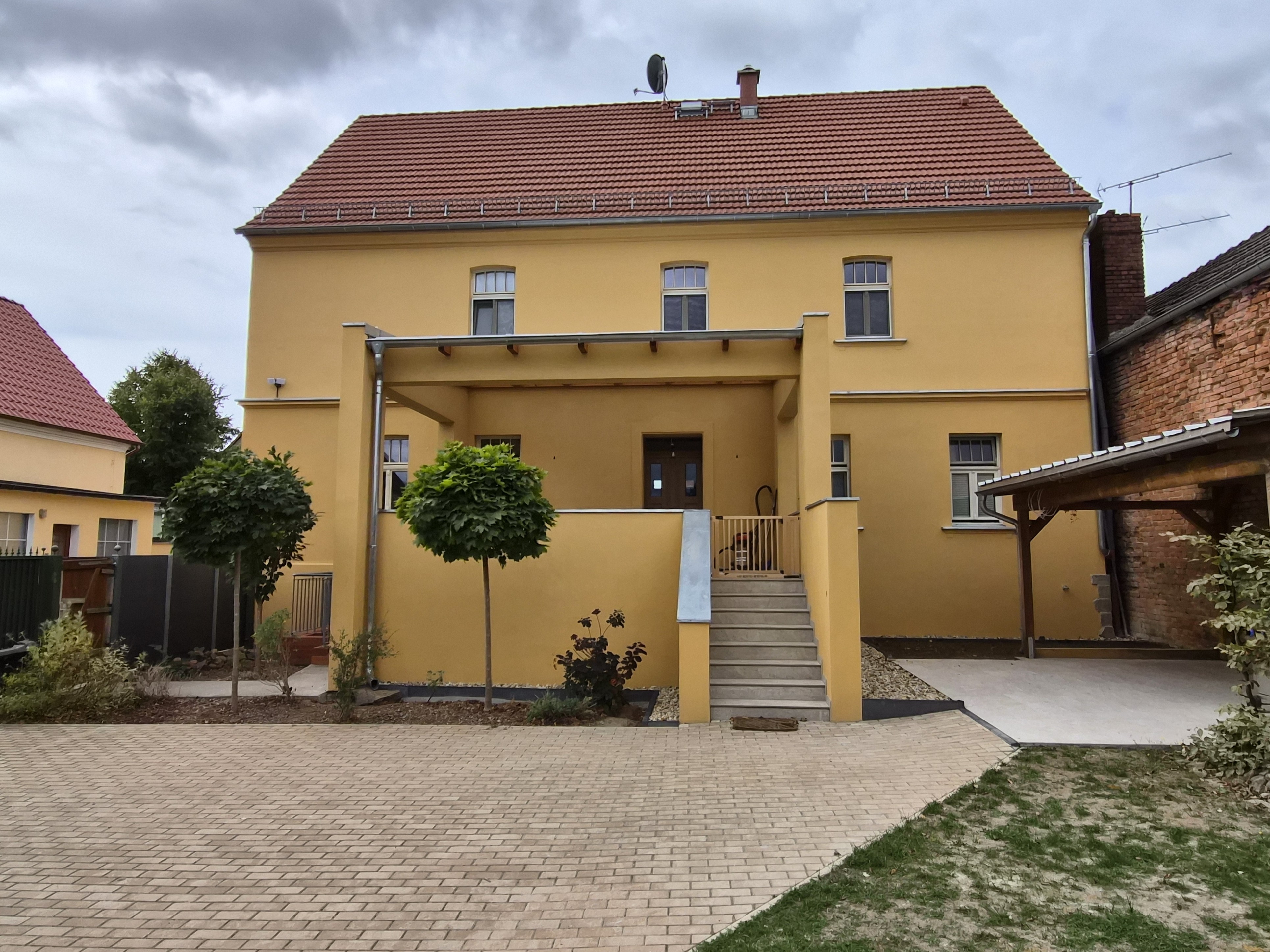 Terrasse und Außenputz
